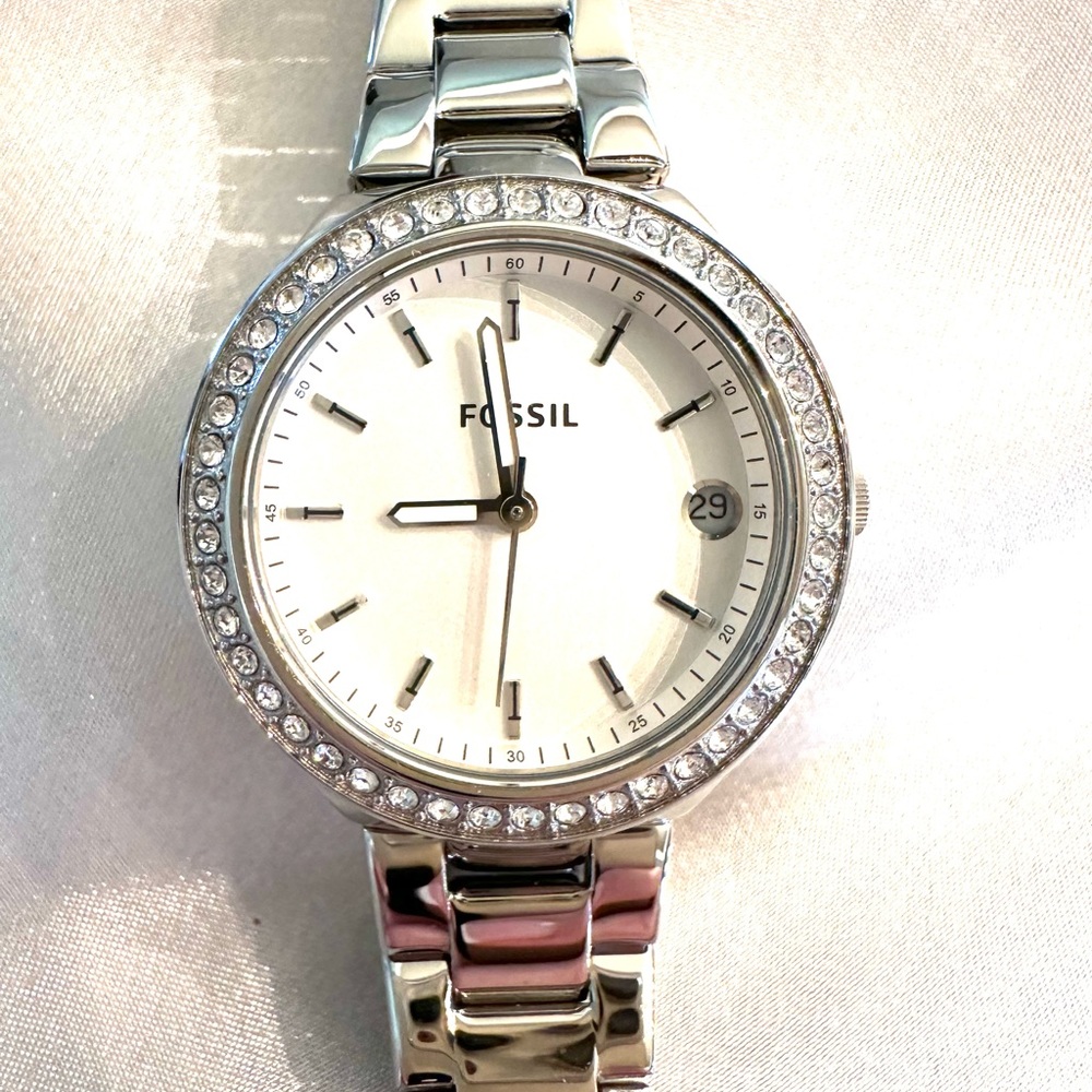 Fossil Watch - Picture 2 of 4